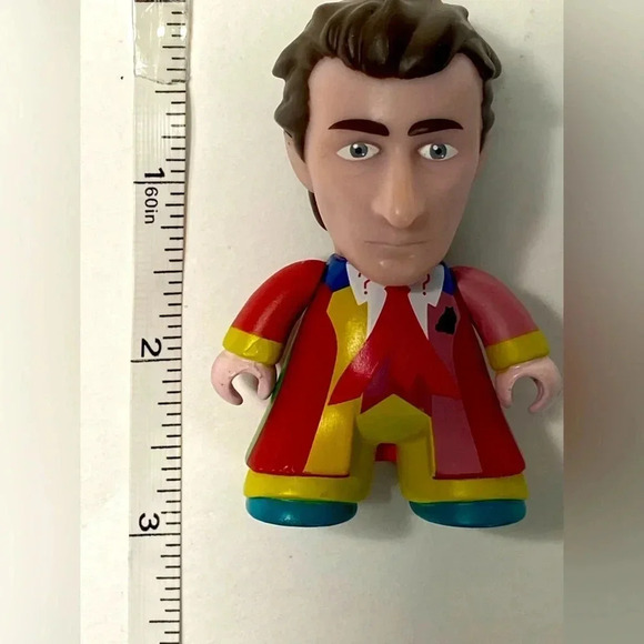 Doctor  Who - Titans Vinyl Figure - 6th to 7th Doctor ☀️💥 - Picture 3 of 5